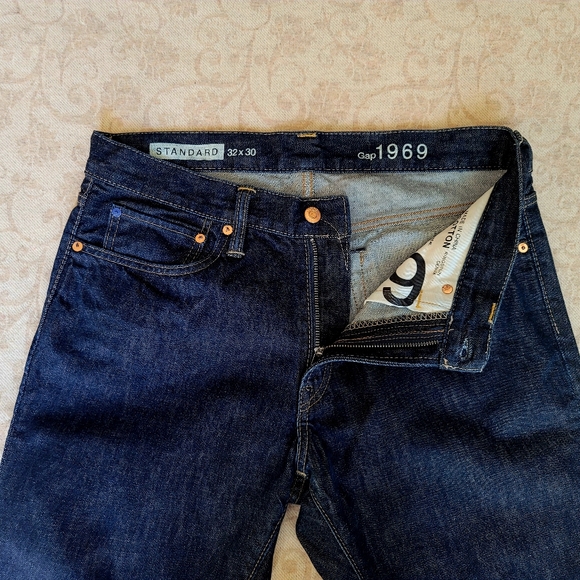 Gap 1969 Men's Standard Fit Jeans in Bleu Denim, Size 32x30 - Picture 4 of 14